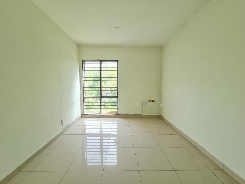 3-storey Terraced House for Sale in Sungai Buloh (Selangor) - Frank Low - Interior - PropertyGuru.com.my