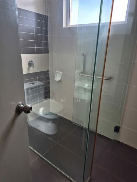 Semi-Detached House for Sale in Kota Kemuning (Shah Alam) - Sam Ho - Bathroom - PropertyGuru.com.my