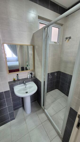 Terraced House for Sale in Temasya Glenmarie (Glenmarie) - Chester Cheng - Bathroom - PropertyGuru.com.my