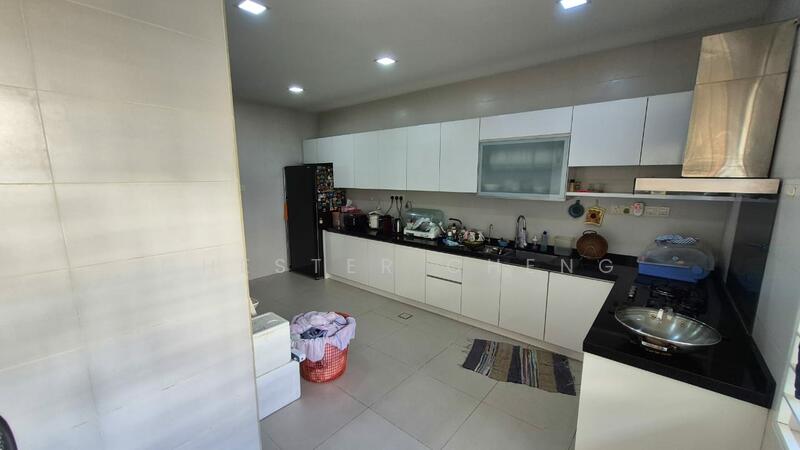 Terraced House for Sale in Temasya Glenmarie (Glenmarie) - Chester Cheng - Kitchen - PropertyGuru.com.my