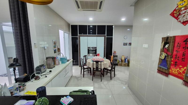 Terraced House for Sale in Temasya Glenmarie (Glenmarie) - Chester Cheng - Kitchen - PropertyGuru.com.my
