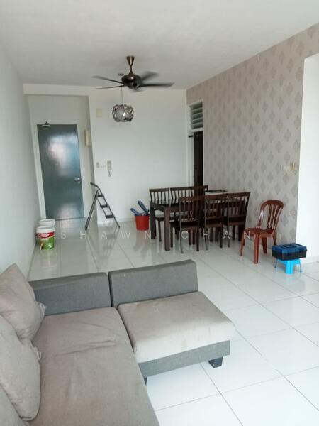 Sky Gardens Residences untuk Untuk Dijual - RM 430,000, Mac 2026 - Living Room - PropertyGuru.com.my