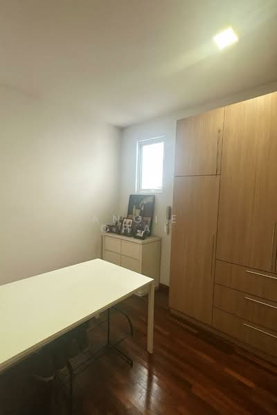 Townhouse for Sale in Sunway Damansara (Kota Damansara) - Angie Chai - Study - PropertyGuru.com.my
