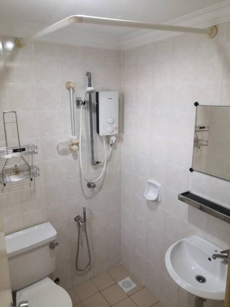 D'aman Crimson untuk Untuk Disewa - RM 2,000 /bulan, Feb 2026 - Bathroom - PropertyGuru.com.my