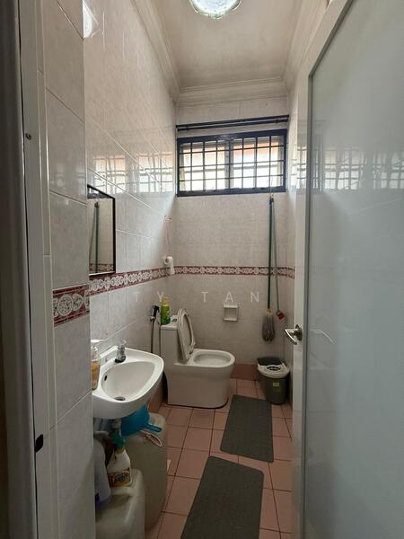 Rumah Teres 2 Tingkat untuk Dijual di Johor Bahru (Johor) - TY Tan - Bathroom - PropertyGuru.com.my