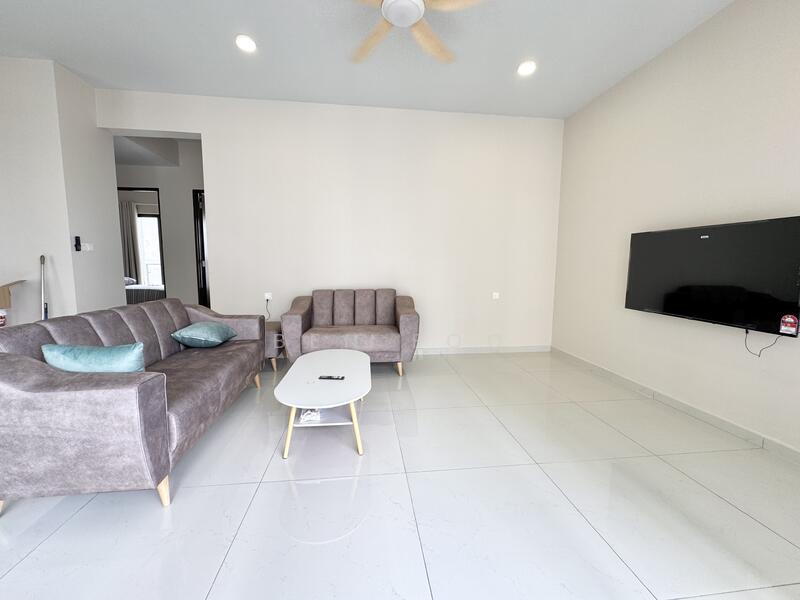 Kondominium untuk Disewa di Kings Bay @ Country Garden Danga Bay - Ben Foo - Living Room - PropertyGuru.com.my