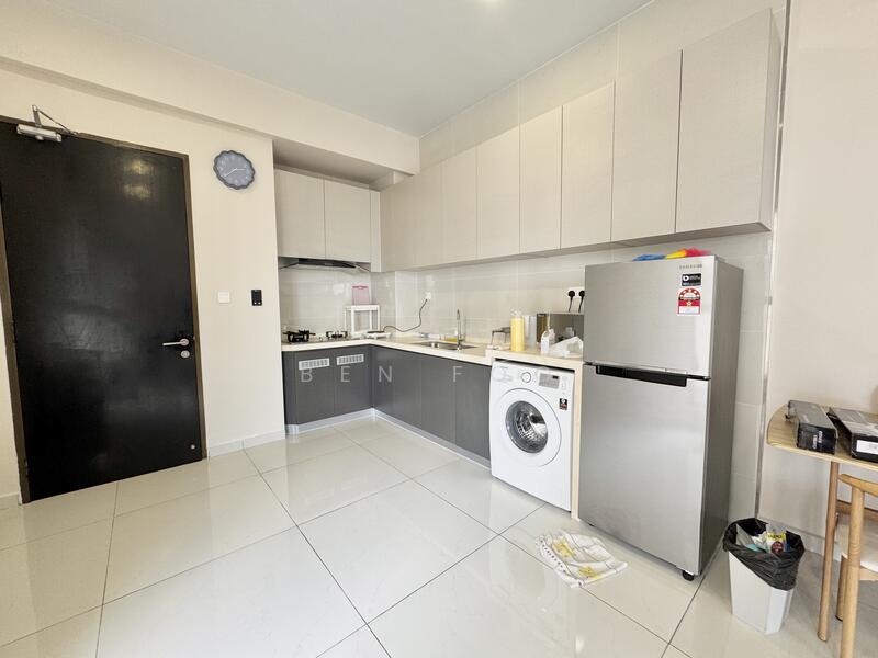 Kondominium untuk Disewa di Kings Bay @ Country Garden Danga Bay - Ben Foo - Kitchen - PropertyGuru.com.my