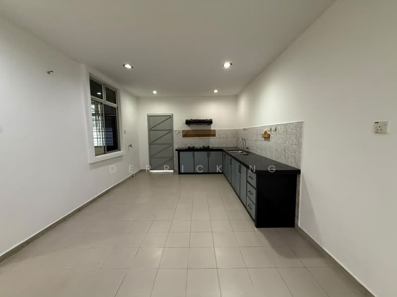 Rumah Berkembar untuk Dijual di Lembah Impiana (Kulim) - Derrick Ng - Kitchen - PropertyGuru.com.my