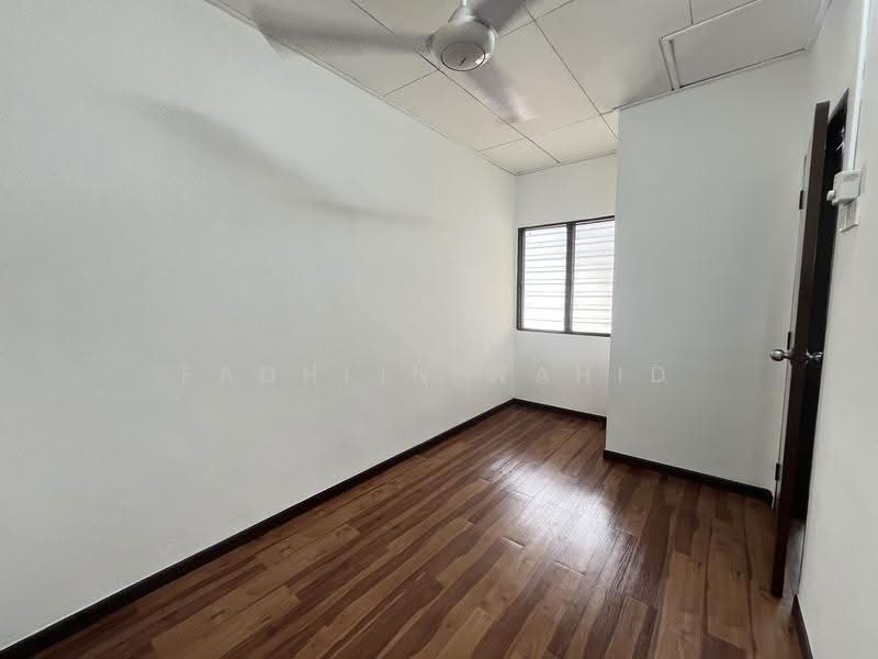 Flat for Sale at Cempaka - Fadhlin Wahid - Interior - PropertyGuru.com.my