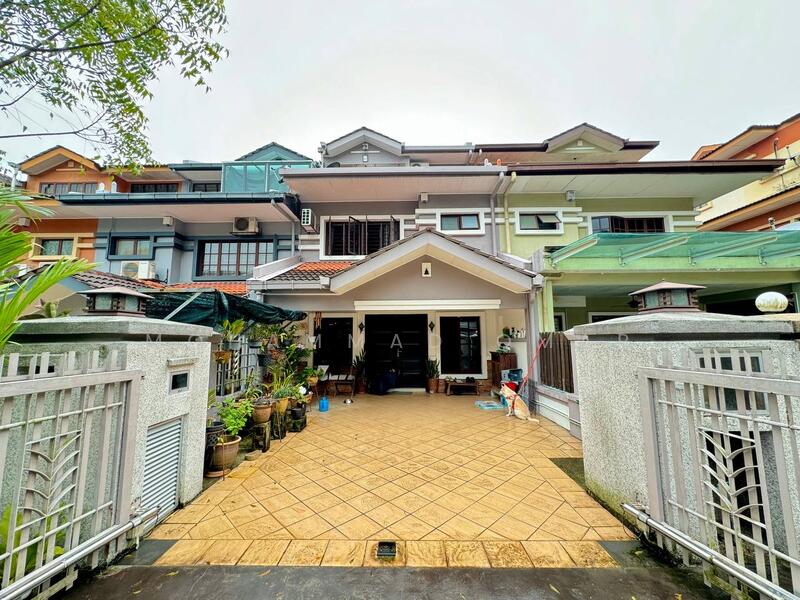 For Sale - Laman Oakleaf