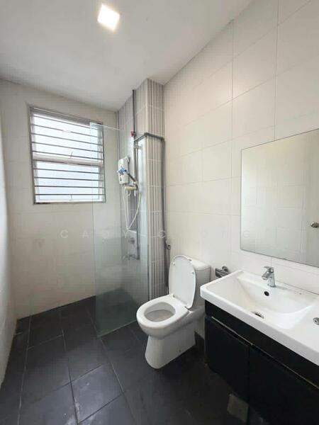 Semi-Detached House for Sale in Taman Sri Pulai Perdana (Skudai) - Cady Chong - Bathroom - PropertyGuru.com.my