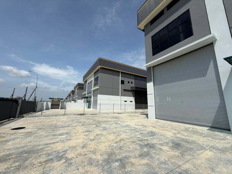 Untuk Dijual - Kampung Bukit Kapar