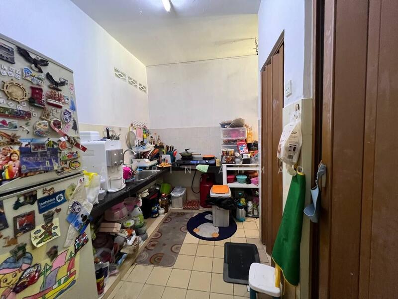Apartment for Sale at Enggang Apartment - Sabirin Ahmad - Kitchen - PropertyGuru.com.my