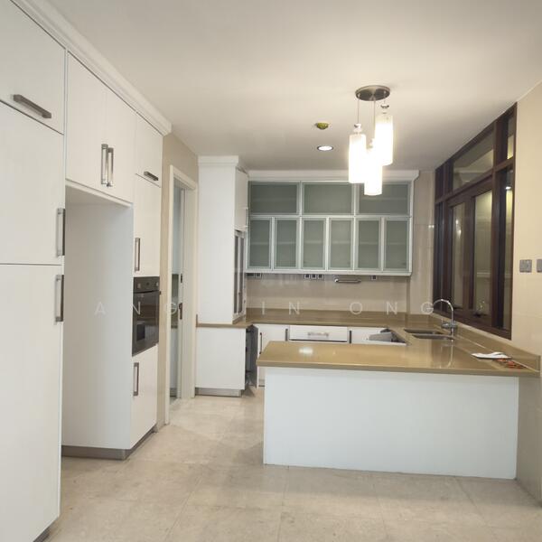 Tijani 2 South untuk Untuk Disewa - RM 12,000 /bulan, Mac 2026 - Kitchen - PropertyGuru.com.my