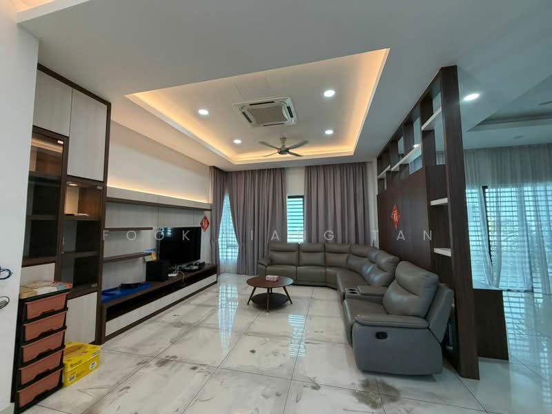 Bungalow House untuk Dijual di Taman Naluri Emas (Seberang Jaya) - Michael Tan - Living Room - PropertyGuru.com.my