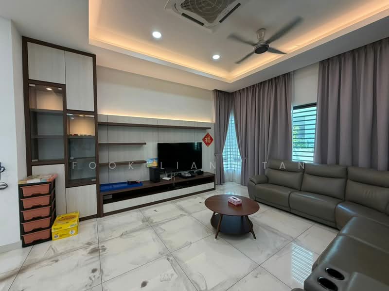 Bungalow House untuk Dijual di Taman Naluri Emas (Seberang Jaya) - Michael Tan - Living Room - PropertyGuru.com.my