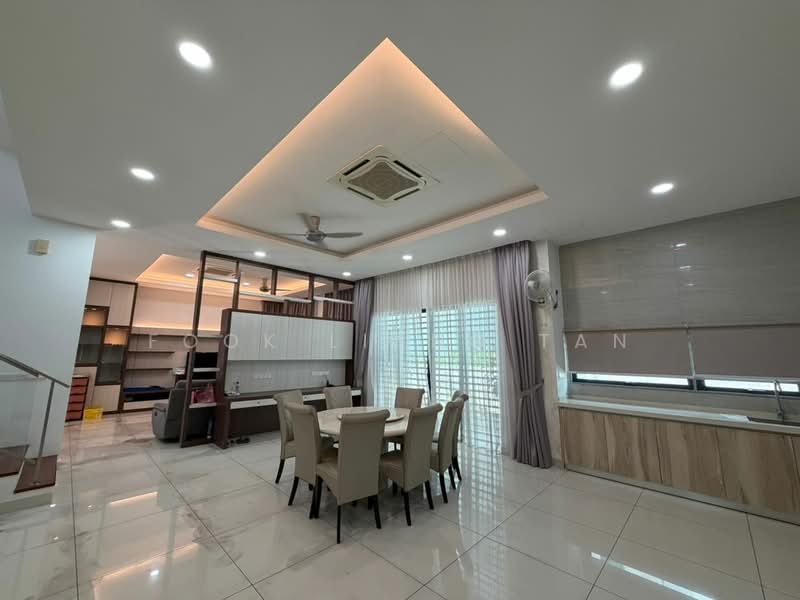 Bungalow House untuk Dijual di Taman Naluri Emas (Seberang Jaya) - Michael Tan - Dining Room - PropertyGuru.com.my