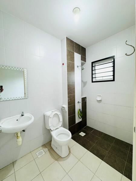 Horizon Hills @ Golf East untuk Untuk Disewa - RM 3,600 /bulan, Mac 2026 - Bathroom - PropertyGuru.com.my