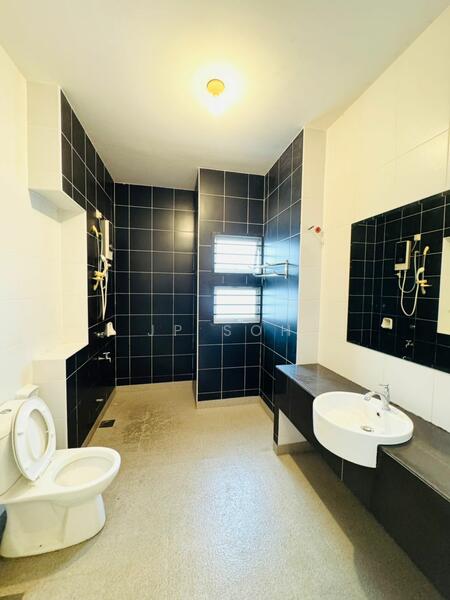 Horizon Hills @ Golf East untuk Untuk Disewa - RM 3,600 /bulan, Mac 2026 - Bathroom - PropertyGuru.com.my
