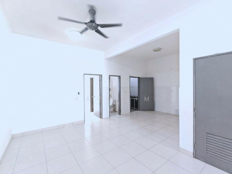 2-storey Terraced House for Sale in Taman Nusa Idaman (Iskandar Puteri (Nusajaya)) - Karl Lim - Living Room - PropertyGuru.com.my