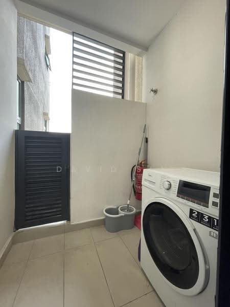 Kediaman Servis untuk Dijual di The Potpourri - David Sin - Balcony - PropertyGuru.com.my