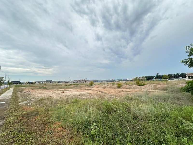 Industrial Land for Sale in Bandar Puncak Alam (Puncak Alam) - Fanny Wong - Exterior - PropertyGuru.com.my