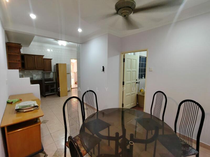 USJ4, SUBANG JAYA untuk Untuk Disewa - RM 3,000 /bulan, Mac 2026 - Kitchen - PropertyGuru.com.my