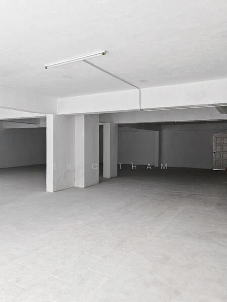 Shop / Office for Sale in Taman Ampang Utama (Ampang) - Eric Tham - Interior - PropertyGuru.com.my