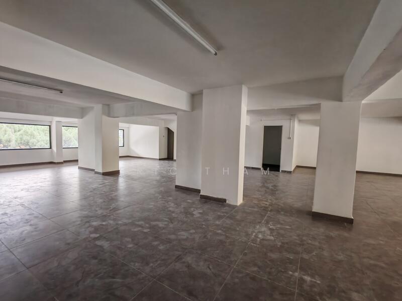Shop / Office for Sale in Taman Ampang Utama (Ampang) - Eric Tham - Interior - PropertyGuru.com.my