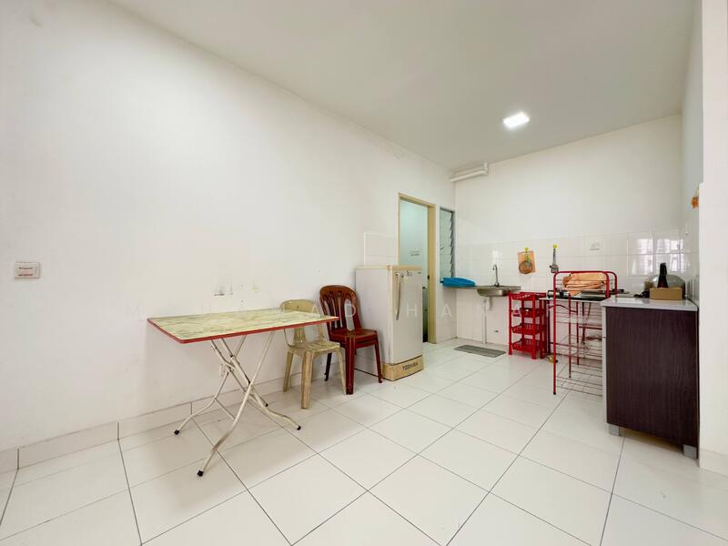 Apartment for Sale at Seri Pinang - Mohamad Hanafi - Kitchen - PropertyGuru.com.my