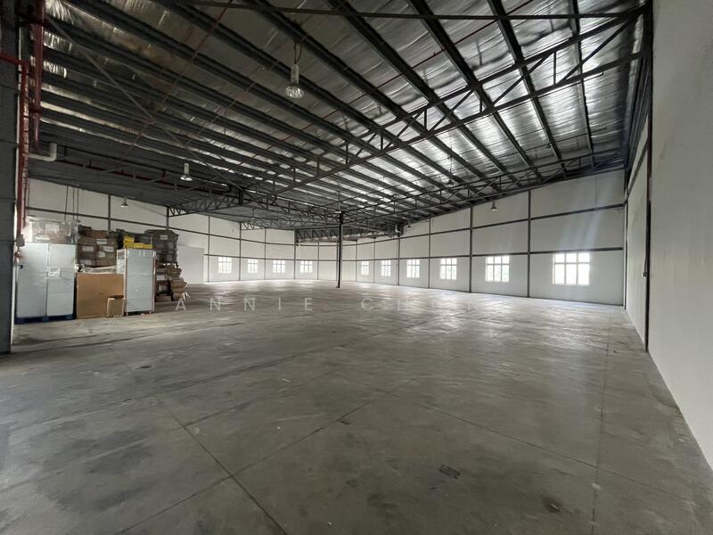 Warehouse for Rent in Taman Perindustrian Balakong Jaya (Balakong) - Annie Chong - Interior - PropertyGuru.com.my