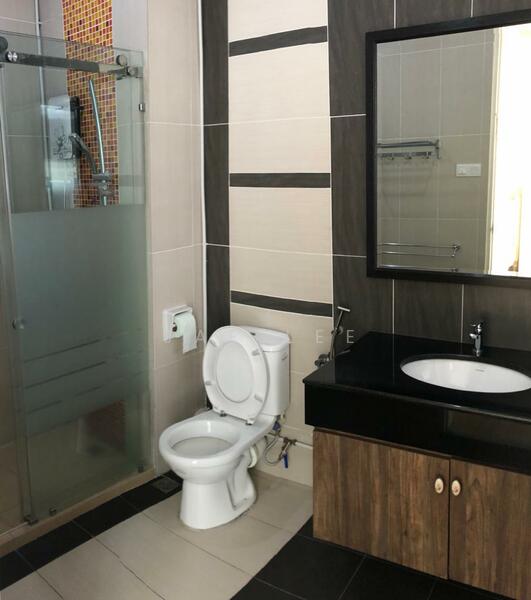 Condominium for Sale at Fettes Residence - Jae Lee - Bathroom - PropertyGuru.com.my