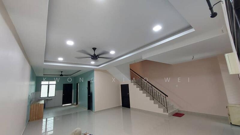 2-storey Terraced House for Sale in Rawang (Selangor) - Kwong Xiao Wei - Living Room - PropertyGuru.com.my