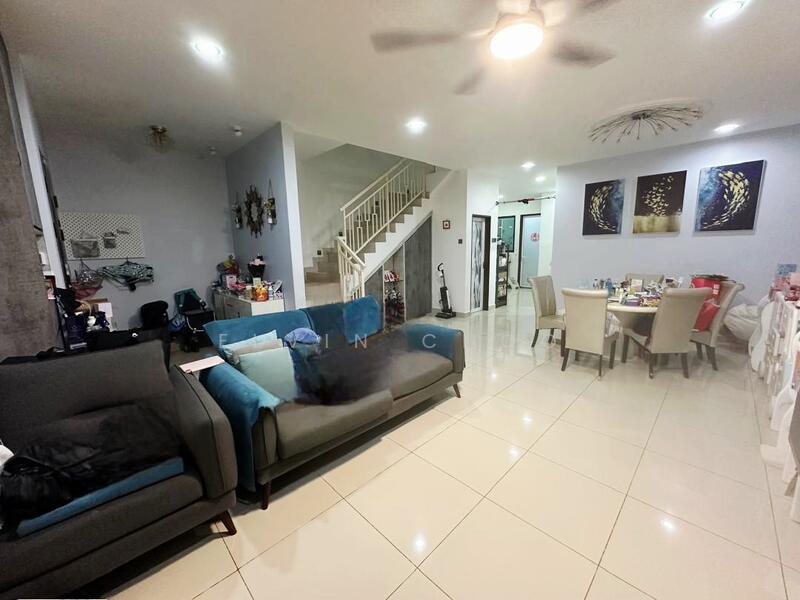 Terraced House for Sale in Taman Seri Juru (Bukit Minyak) - Elvin Choo - Living Room - PropertyGuru.com.my