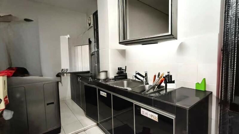 2-storey Terraced House for Sale in Taman Nusa Sentral (Iskandar Puteri (Nusajaya)) - Karl Lim - Kitchen - PropertyGuru.com.my
