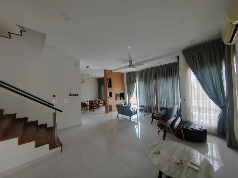 Semi-Detached House for Sale in 16 Sierra (Puchong) - Ng Hon Keong - Living Room - PropertyGuru.com.my