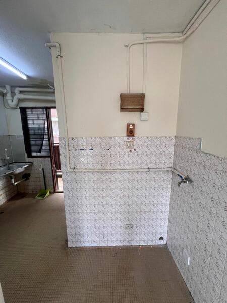 Flat for Rent at Pangsapuri SS8 Kelana Jaya - Jayden Heng - Kitchen - PropertyGuru.com.my