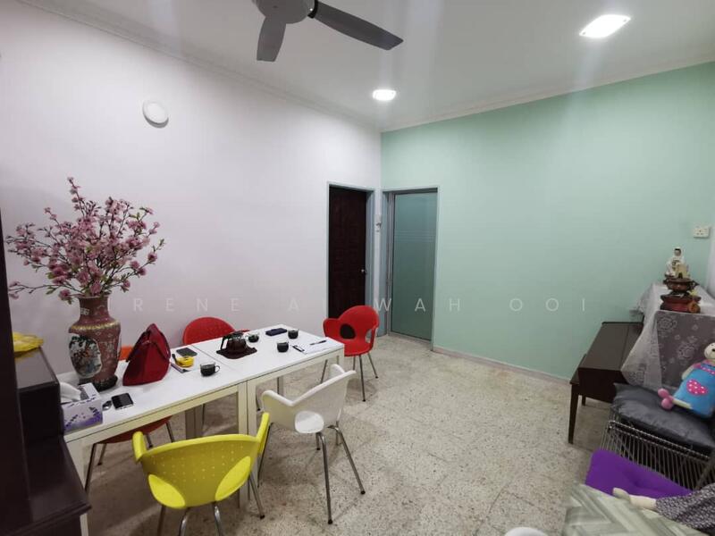 Untuk Dijual - Jelutong