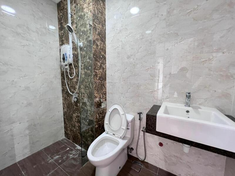 Laguna Heights (Bukit Laguna) untuk Untuk Disewa - RM 3,500 /bulan, Feb 2026 - Bathroom - PropertyGuru.com.my
