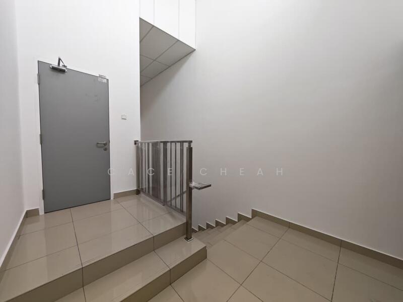 Frontier Industrial Park untuk Untuk Disewa - RM 15,000 /bulan, Mac 2026 - Entrance - PropertyGuru.com.my