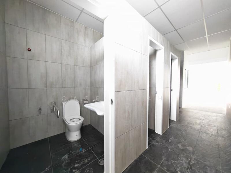 Frontier Industrial Park untuk Untuk Disewa - RM 15,000 /bulan, Mac 2026 - Bathroom - PropertyGuru.com.my