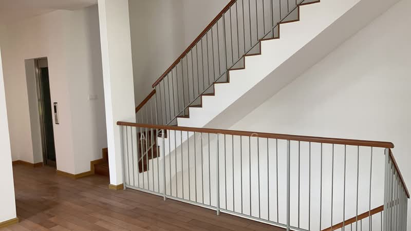 For Sale - Villa Puncak Desa