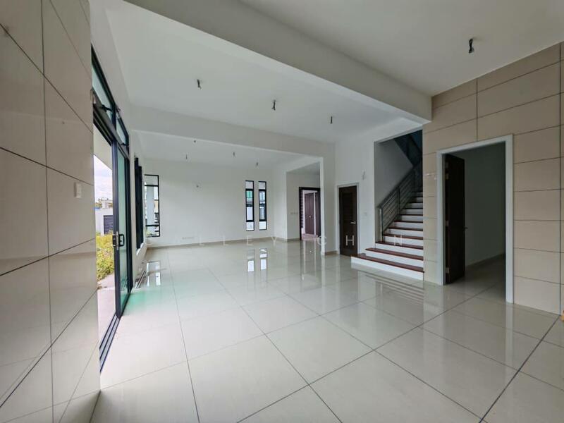 Semi-Detached House for Sale in Skudai (Johor) - Calley Chin - Living Room - PropertyGuru.com.my