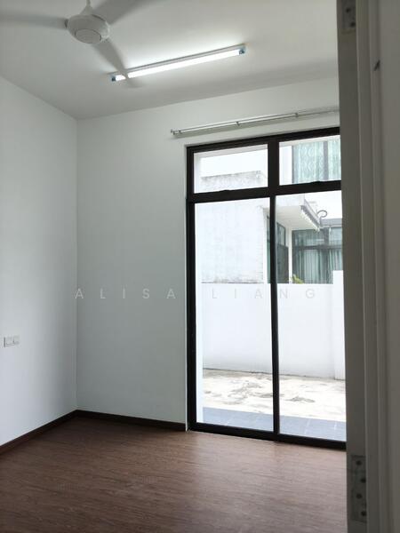 Untuk Disewa - Eco Tropics