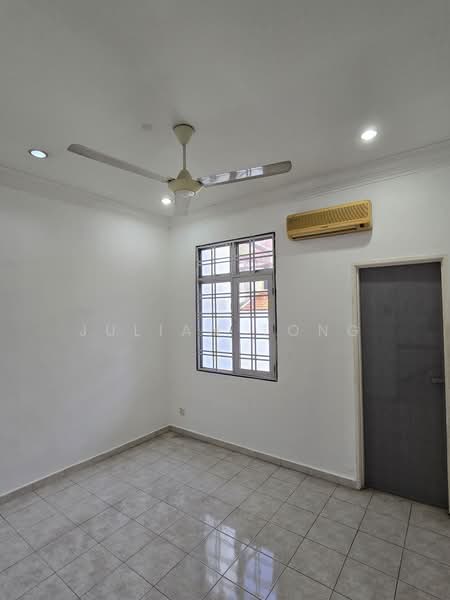 2-storey Terraced House for Sale in Bandar Baru Nilai (Nilai) - Julian Tong - Interior - PropertyGuru.com.my