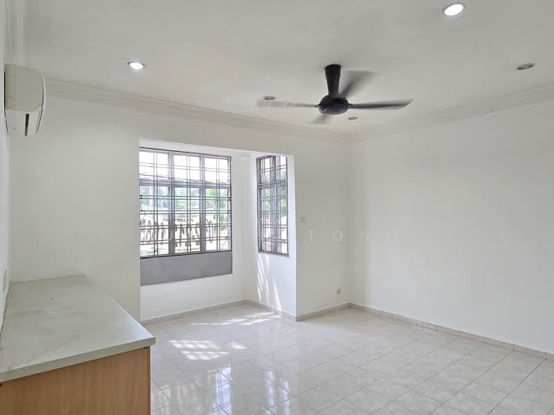 2-storey Terraced House for Sale in Bandar Baru Nilai (Nilai) - Julian Tong - Interior - PropertyGuru.com.my