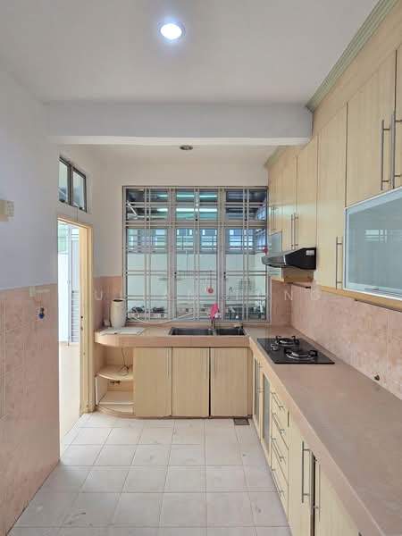 2-storey Terraced House for Sale in Bandar Baru Nilai (Nilai) - Julian Tong - Kitchen - PropertyGuru.com.my