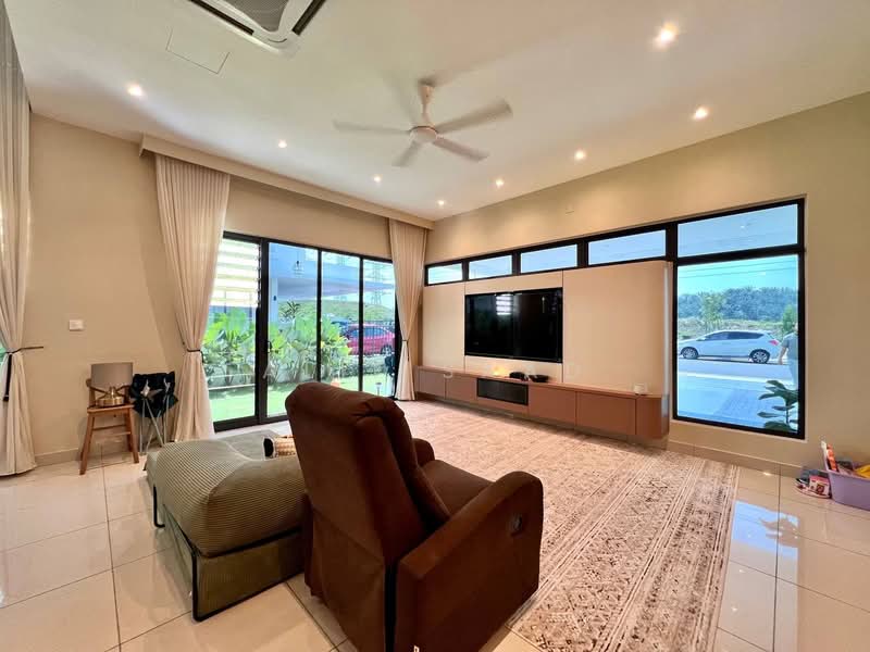 Rumah Berkembar untuk Dijual di Elmina (Shah Alam) - Alif Saad - Living Room - PropertyGuru.com.my