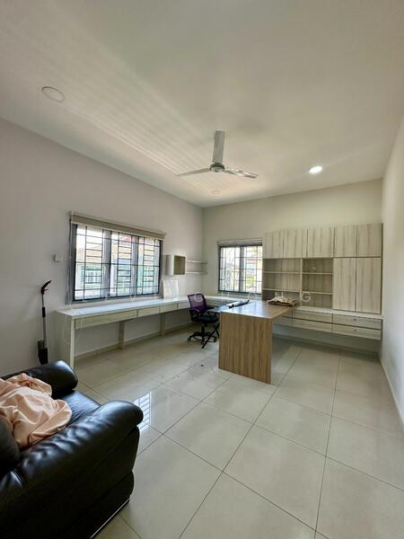 Bungalow for Sale in Bandar Seri Botani (Simpang Pulai) - Levi Chong - Study - PropertyGuru.com.my