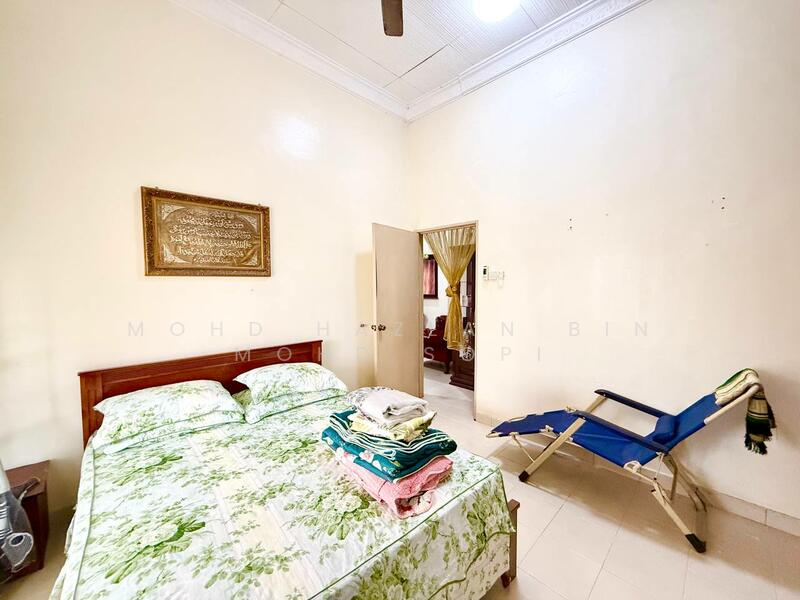 For Sale - Antara Gapi